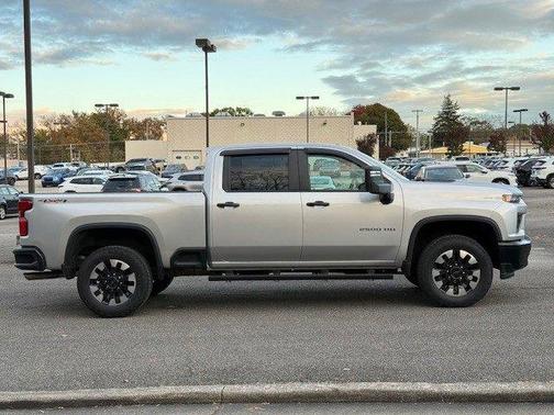 2020 Chevrolet Silverado 2500 Custom