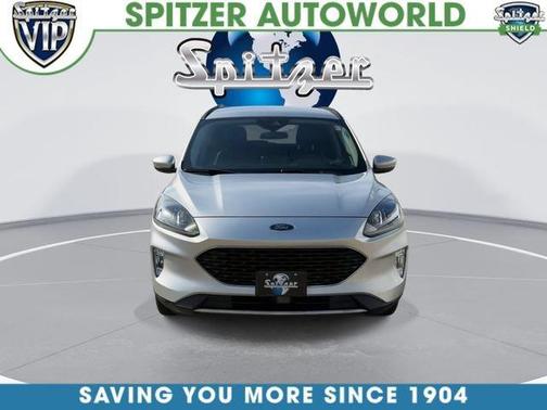 Ingot Silver Metallic 2020 Ford Escape SEL