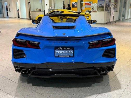 2022 Chevrolet Corvette Stingray w/2LT