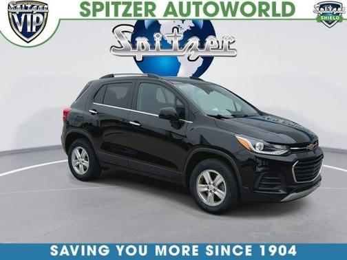 Mosaic Black Metallic 2020 Chevrolet Trax LT
