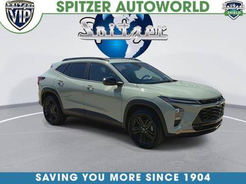 Green 2024 Chevrolet Trax ACTIV