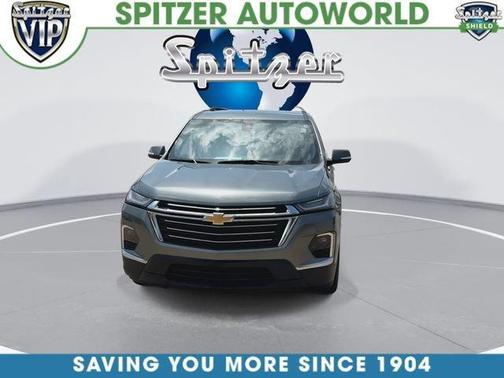 Silver Sage Metallic 2023 Chevrolet Traverse LT Cloth