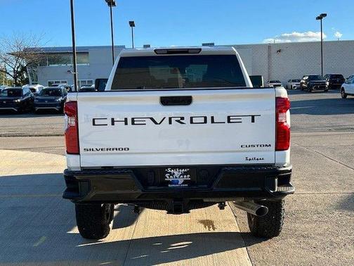 2026 Chevrolet Silverado 2500 Custom