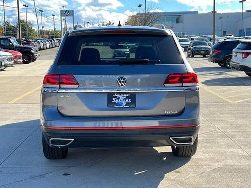 2022 Volkswagen Atlas 3.6L SE w/Technology