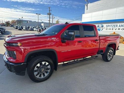 2024 Chevrolet Silverado 2500 Custom