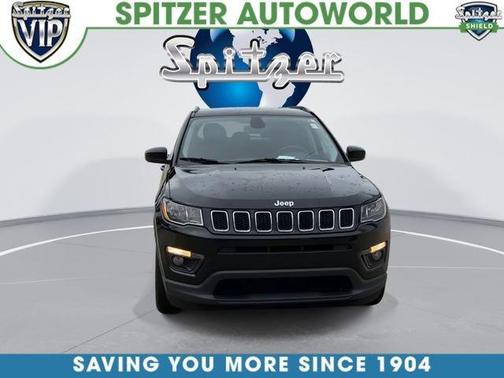 Diamond Black 2019 Jeep Compass Latitude