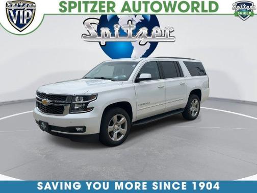 Iridescent Pearl Tricoat 2019 Chevrolet Suburban LT