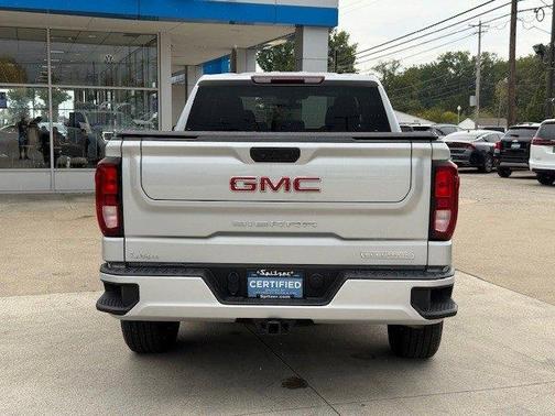 2022 GMC Sierra 1500 Limited Elevation