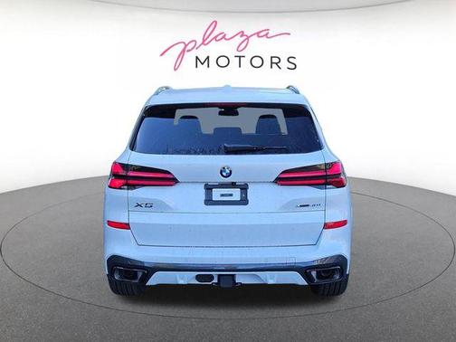 White Metallic 2026 BMW X5 xDrive40i