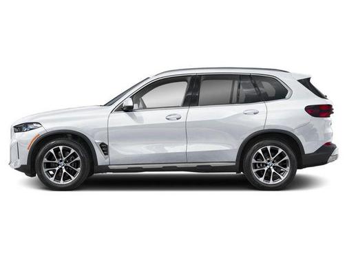 White Metallic 2026 BMW X5 xDrive40i