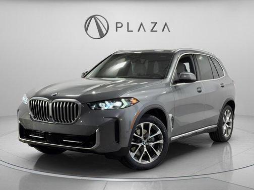 Gray Metallic 2026 BMW X5 xDrive40i