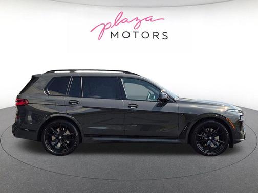 Gray Metallic 2027 BMW X7 M60i