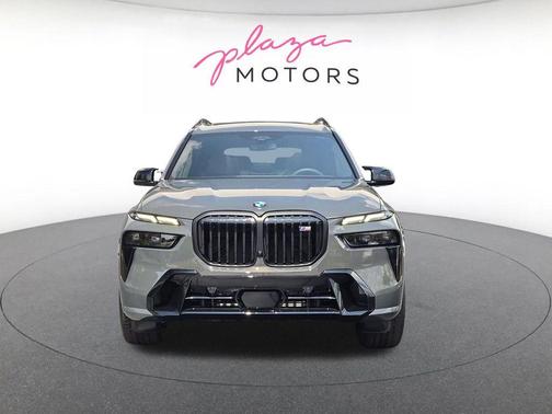 Gray Metallic 2027 BMW X7 M60i