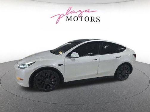 Pearl White Multi 2024 Tesla Model Y Performance