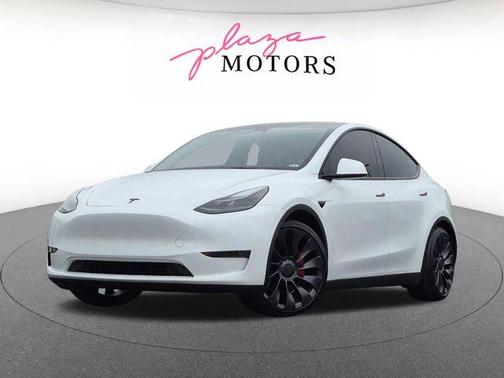 Pearl White Multi 2024 Tesla Model Y Performance