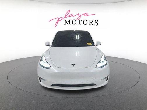 Pearl White Multi 2024 Tesla Model Y Performance