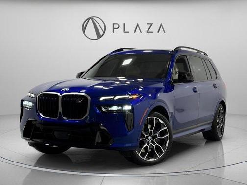 2025 BMW X7 M60i