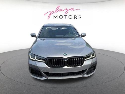 Skyscraper Gray Metallic 2023 BMW M550 i xDrive