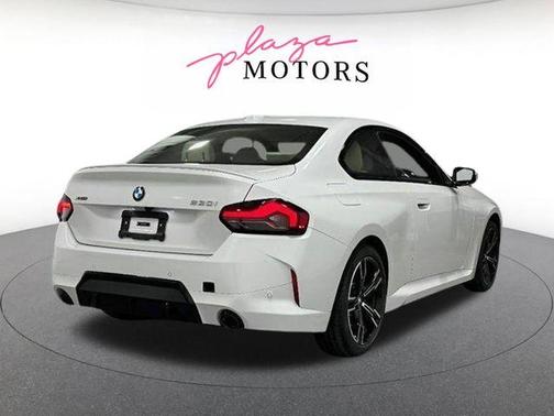 Mineral White Metallic 2026 BMW 230 i xDrive