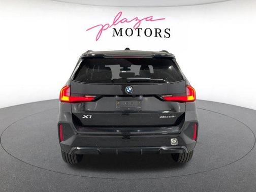 Black Sapphire Metallic 2026 BMW X1 xDrive28i
