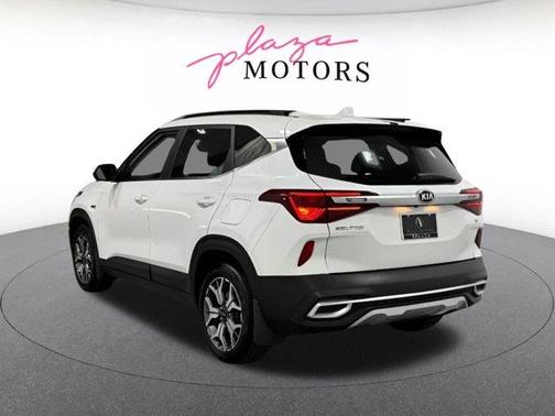 Snow White Pearl 2021 Kia Seltos EX