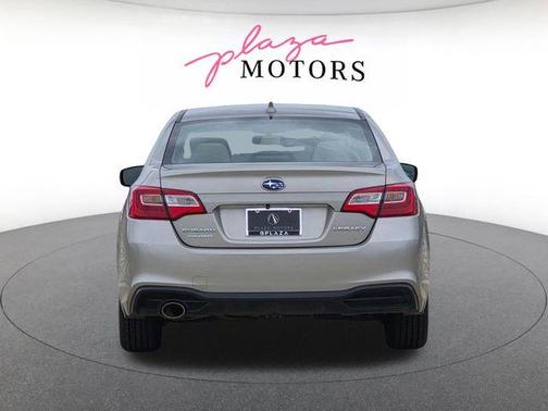 Tungsten Metallic 2018 Subaru Legacy 2.5i Premium