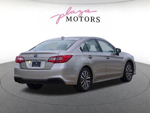 Tungsten Metallic 2018 Subaru Legacy 2.5i Premium
