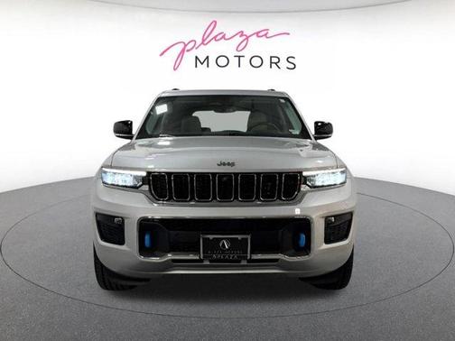 Silver Zynith 2022 Jeep Grand Cherokee 4xe Overland