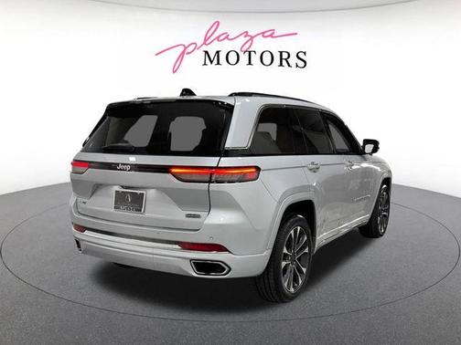 Silver Zynith 2022 Jeep Grand Cherokee 4xe Overland