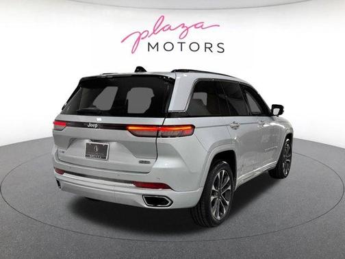 Silver Zynith 2022 Jeep Grand Cherokee 4xe Overland