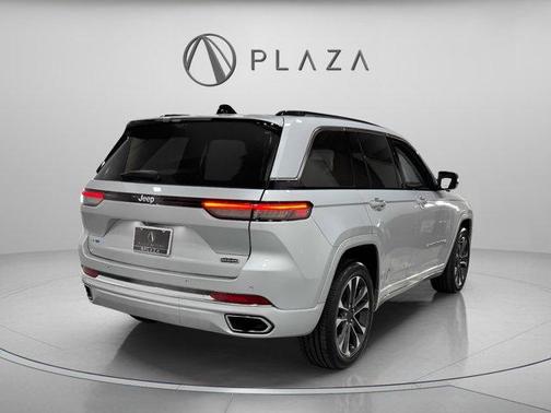 Silver Zynith 2022 Jeep Grand Cherokee 4xe Overland