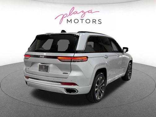 Silver Zynith 2022 Jeep Grand Cherokee 4xe Overland
