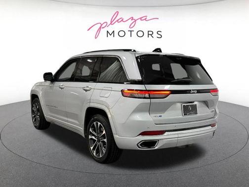Silver Zynith 2022 Jeep Grand Cherokee 4xe Overland