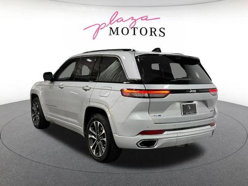 Silver Zynith 2022 Jeep Grand Cherokee 4xe Overland