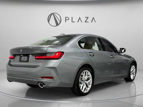 2025 BMW 330 i xDrive