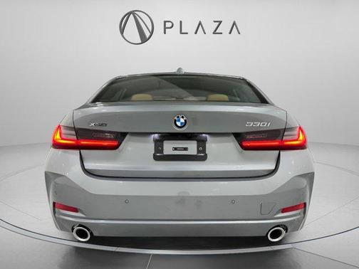 2025 BMW 330 i xDrive