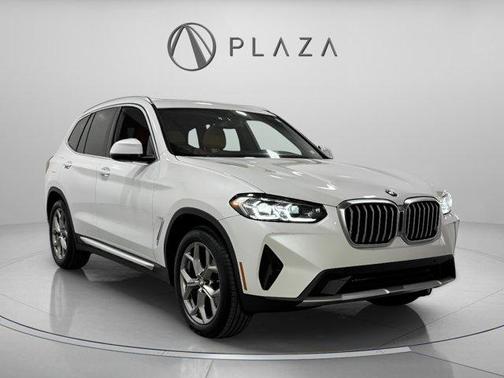 Mineral White Metallic 2023 BMW X3 xDrive30i