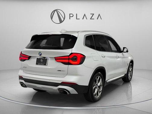 Mineral White Metallic 2023 BMW X3 xDrive30i