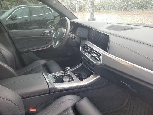 Black Sapphire Metallic 2022 BMW X5 xDrive40i