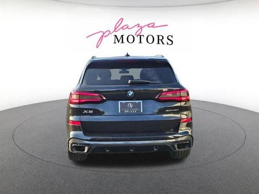 Black Sapphire Metallic 2022 BMW X5 xDrive40i