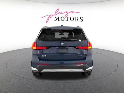 Night 2026 BMW X1 xDrive28i