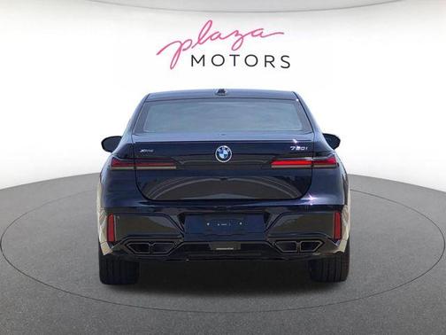 Carbon Black Metallic 2025 BMW 760 760i xDrive