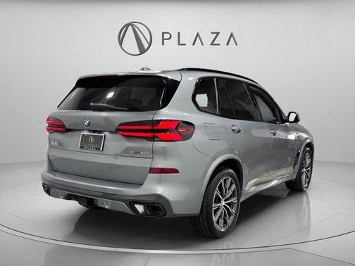 Gray Metallic 2026 BMW X5 xDrive40i
