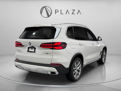 Alpine White 2026 BMW X5 xDrive40i