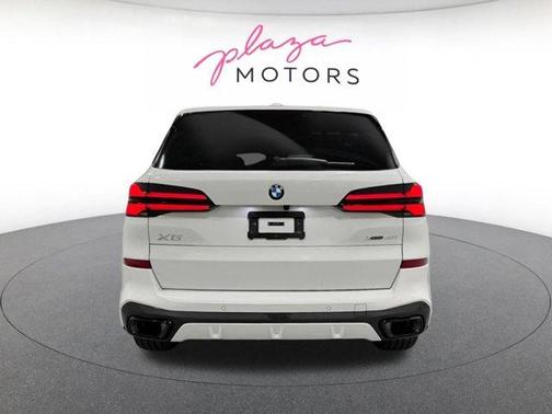 Alpine White 2026 BMW X5 xDrive40i