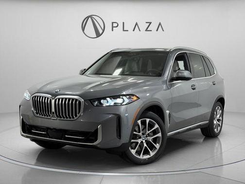 Gray Metallic 2026 BMW X5 xDrive40i