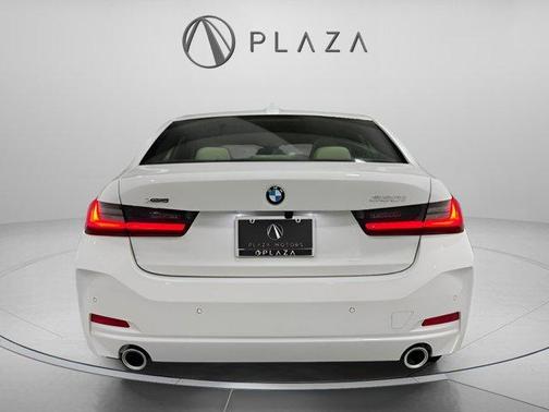 2025 BMW 330 i xDrive