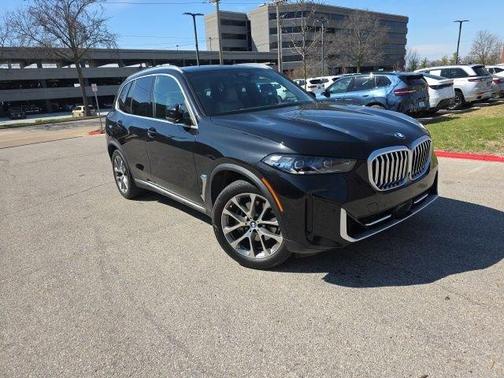Black Sapphire Metallic 2024 BMW X5 xDrive40i