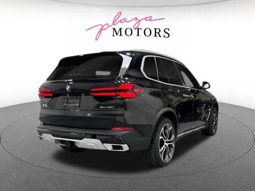 Black Sapphire Metallic 2026 BMW X5 xDrive40i