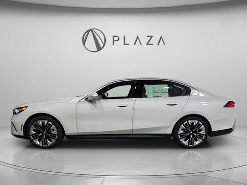 2026 BMW 530 i xDrive